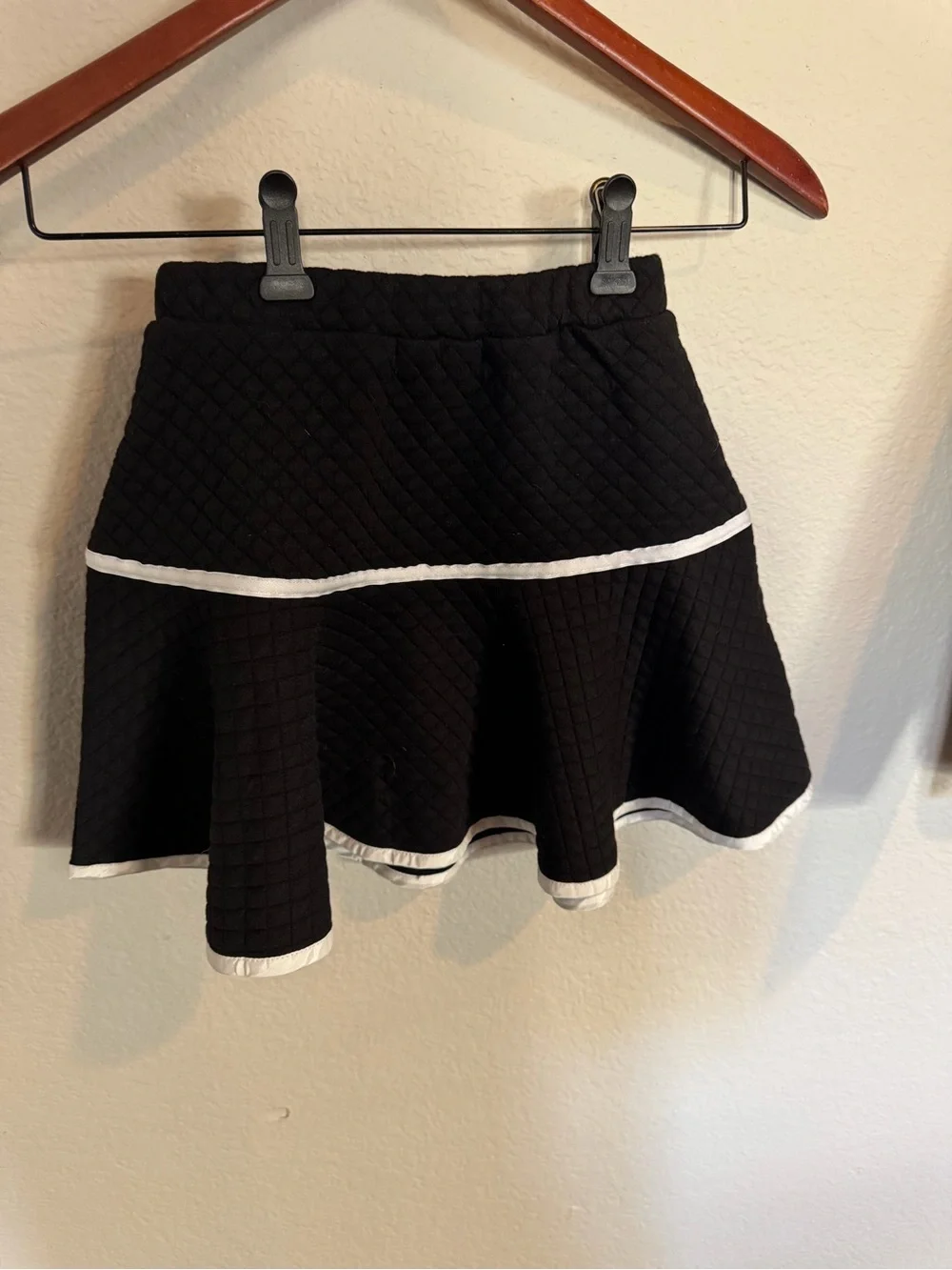 Richie House Los Angeles Girls Black & White Quilted Jacket and Skirt Set 7/8